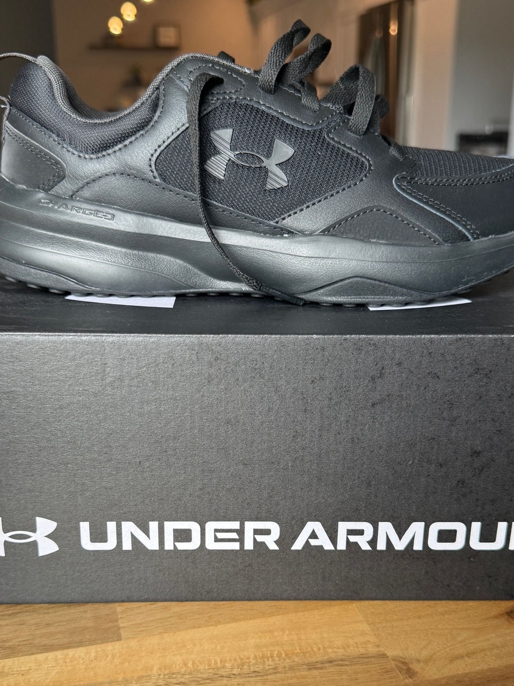 Under Armour Men’s Black Athletic Running Sneakers